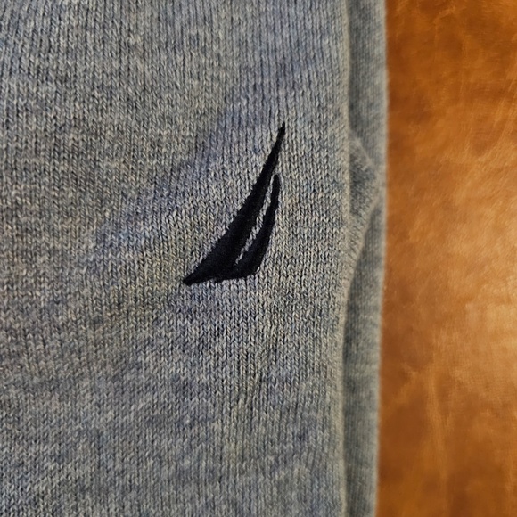 Nautica Men’s Navtech V-Neck Sweater, Blue, 6XL - Picture 4 of 9